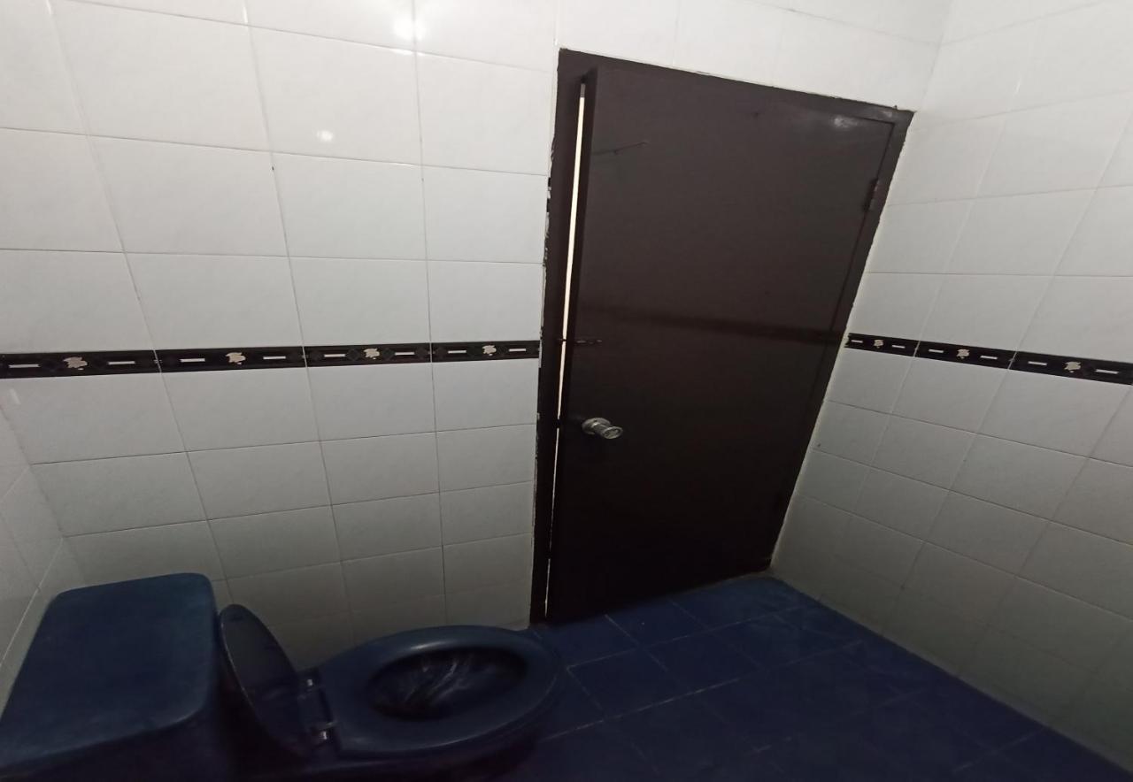 Oyo 92324 Hotel Sinar Rejeki Sukabumi Exteriör bild