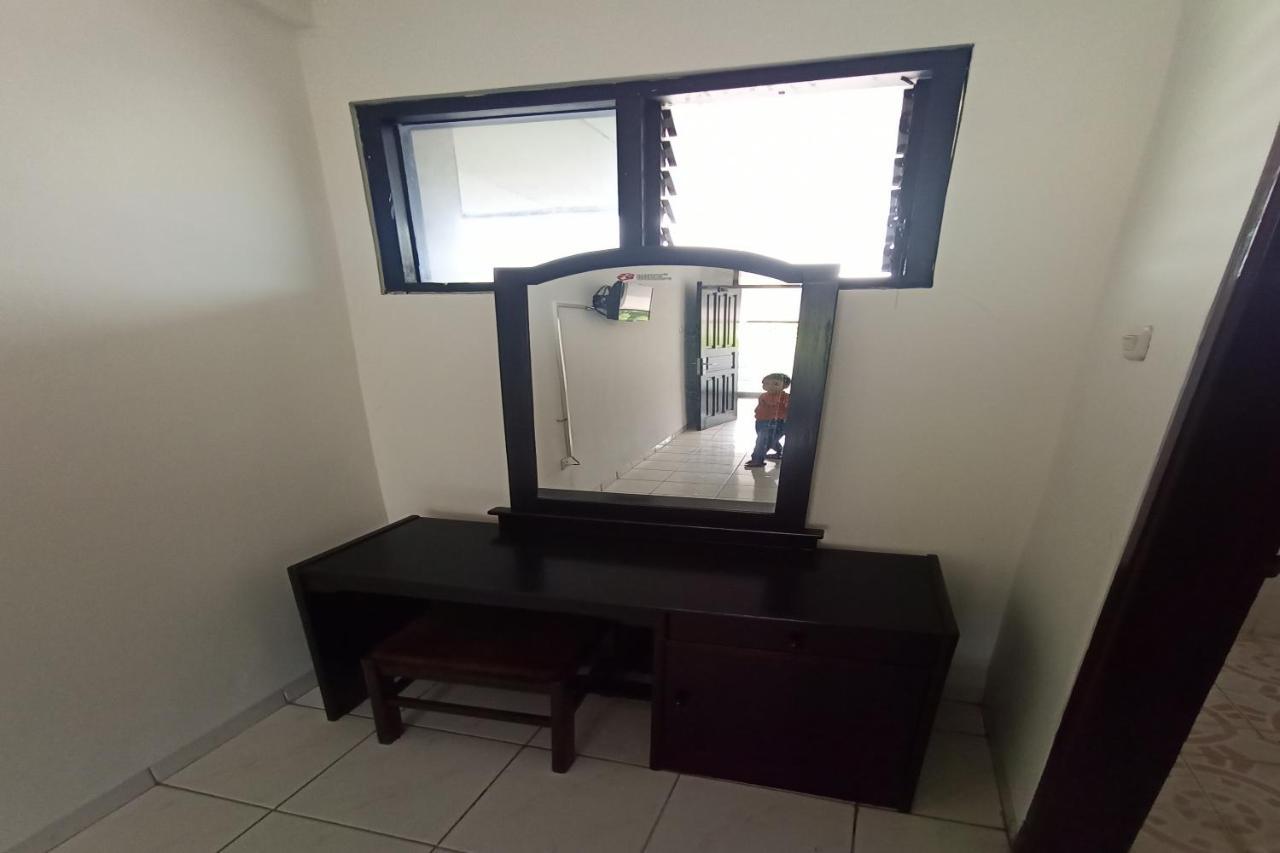 Oyo 92324 Hotel Sinar Rejeki Sukabumi Exteriör bild