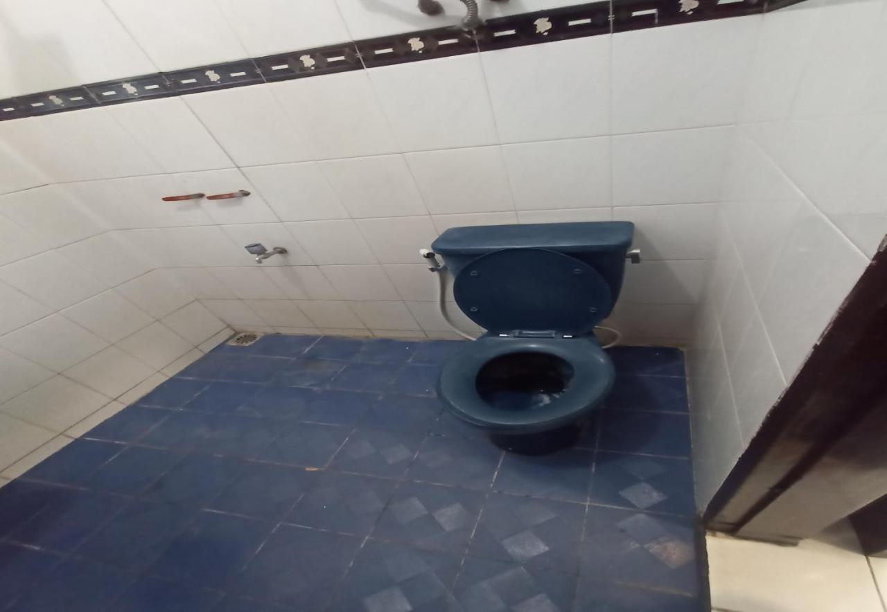 Oyo 92324 Hotel Sinar Rejeki Sukabumi Exteriör bild